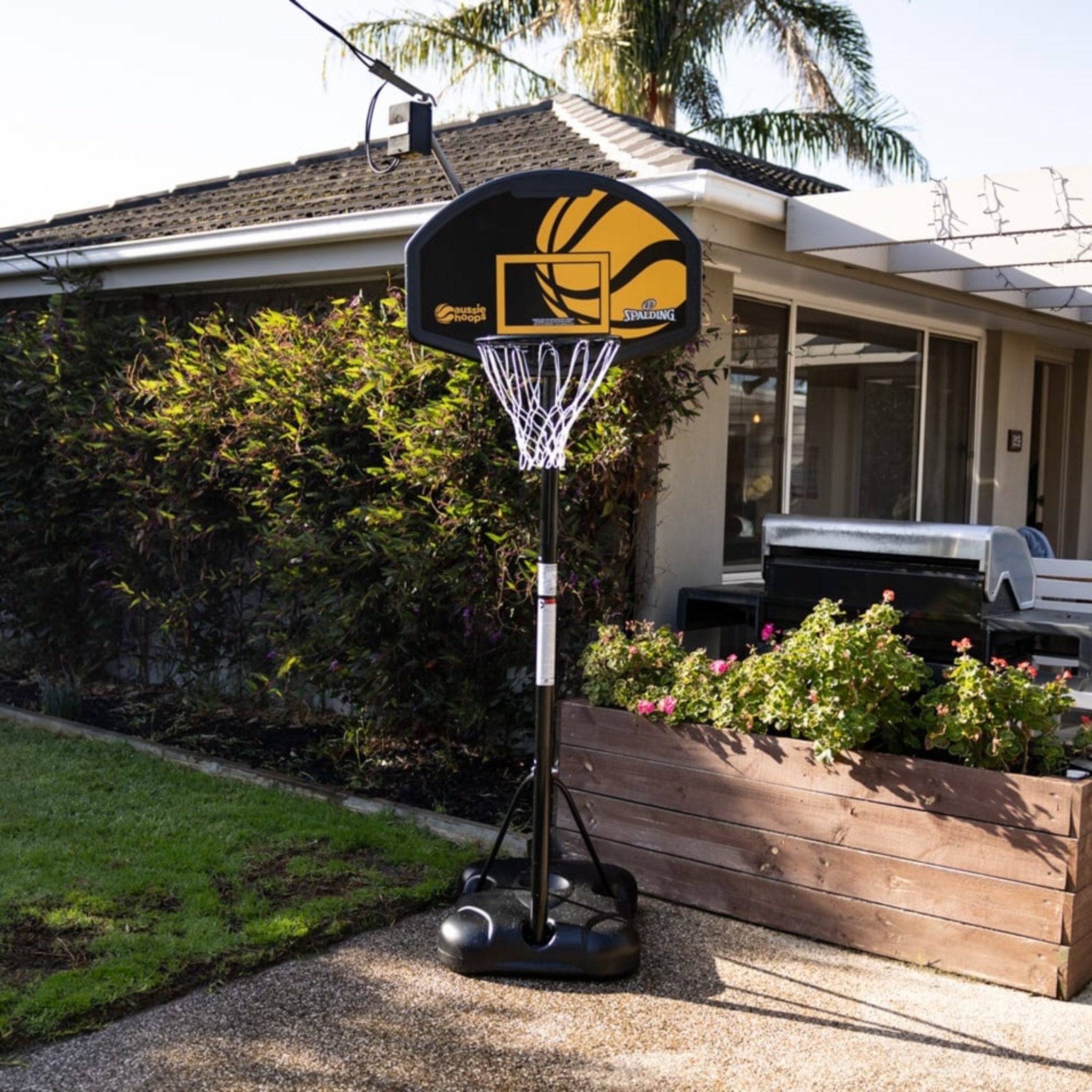 Spalding 32 Inch Aussie Hoops Junior Basketball System