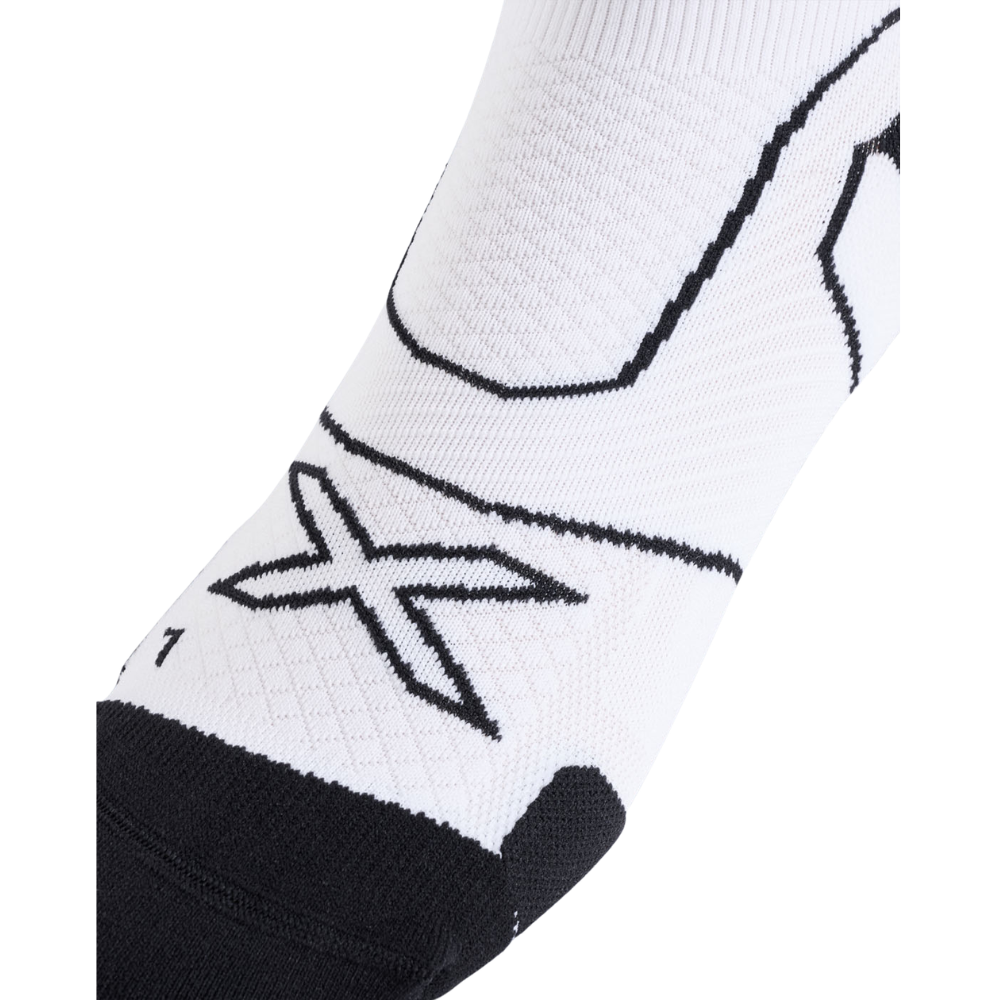 2XU Vectr Cushion Crew Socks