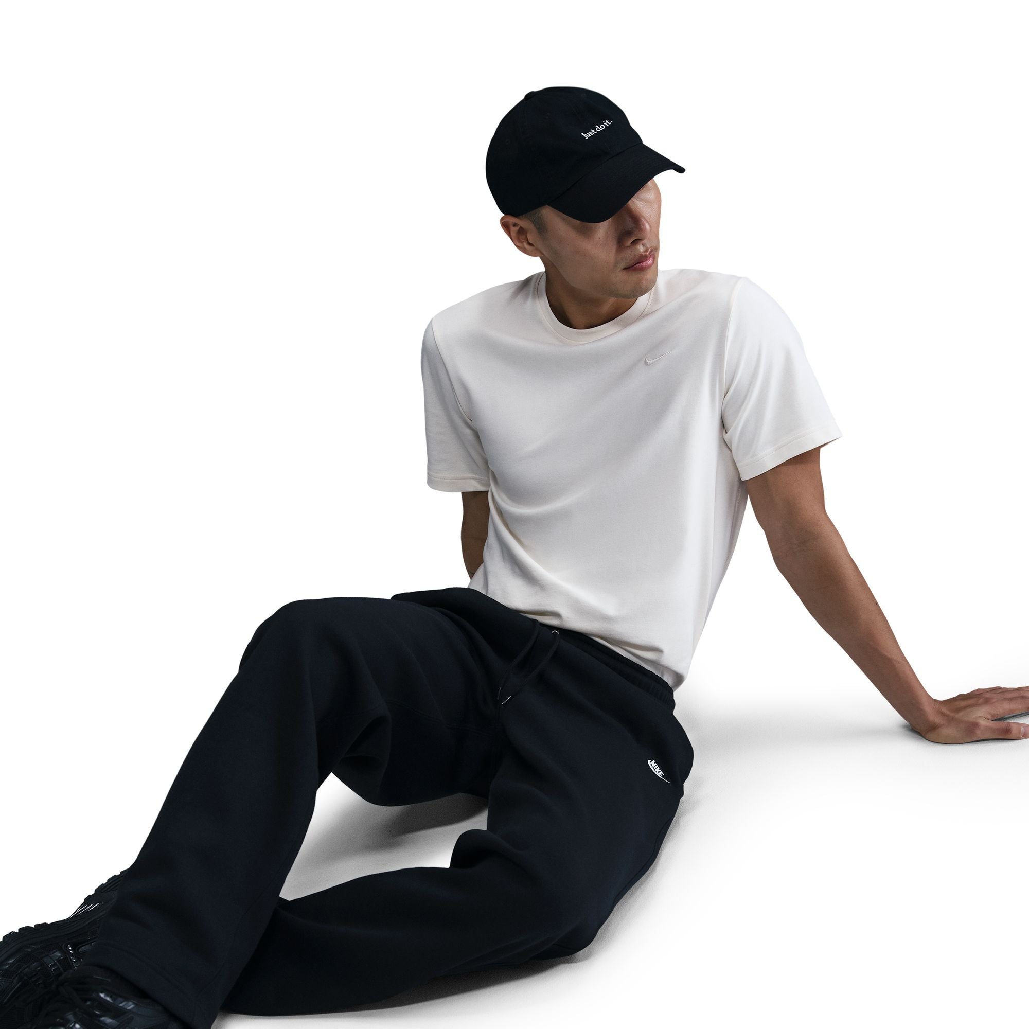 Nike Club Open-Hem Fleece Mens Pants