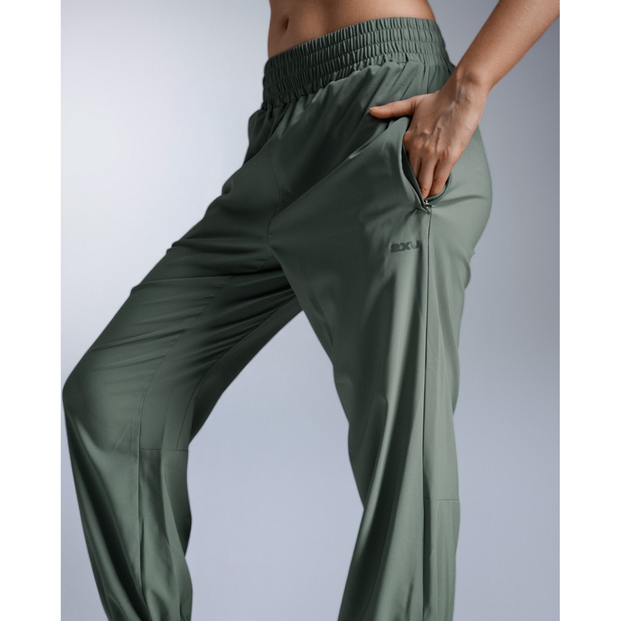2XU Aero Hi-Rise Woven Womens Jogger Pants