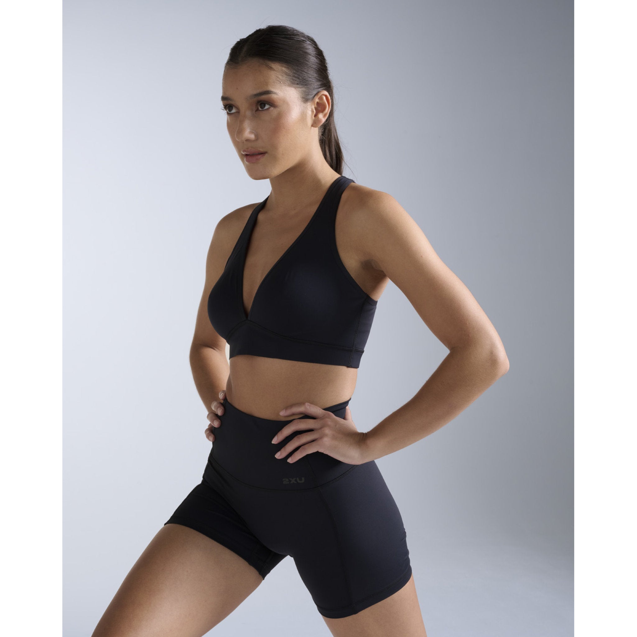 2XU Feather Flex Bonded Cross Back Womens Bra